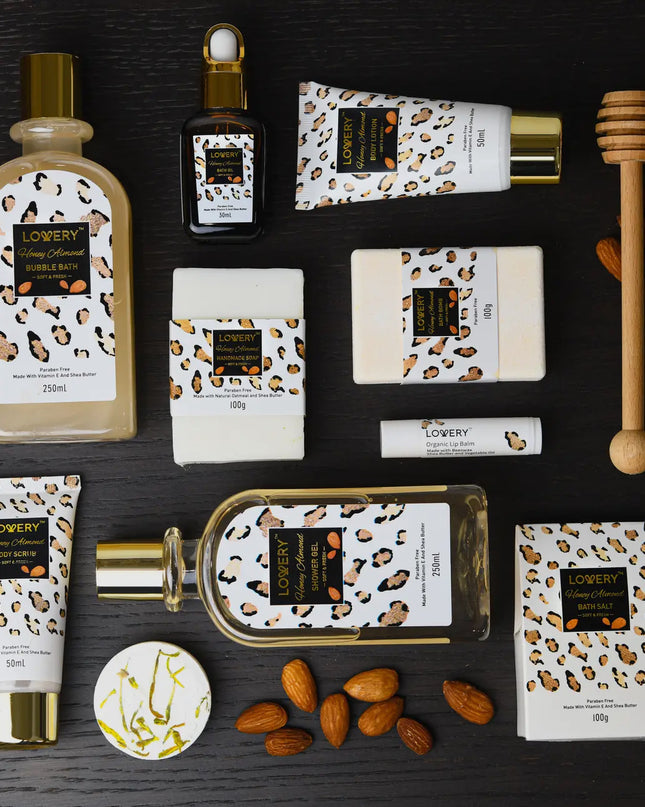 Home Spa Kit in Honey Almond Scent - Luxury
Bath Gift Basket