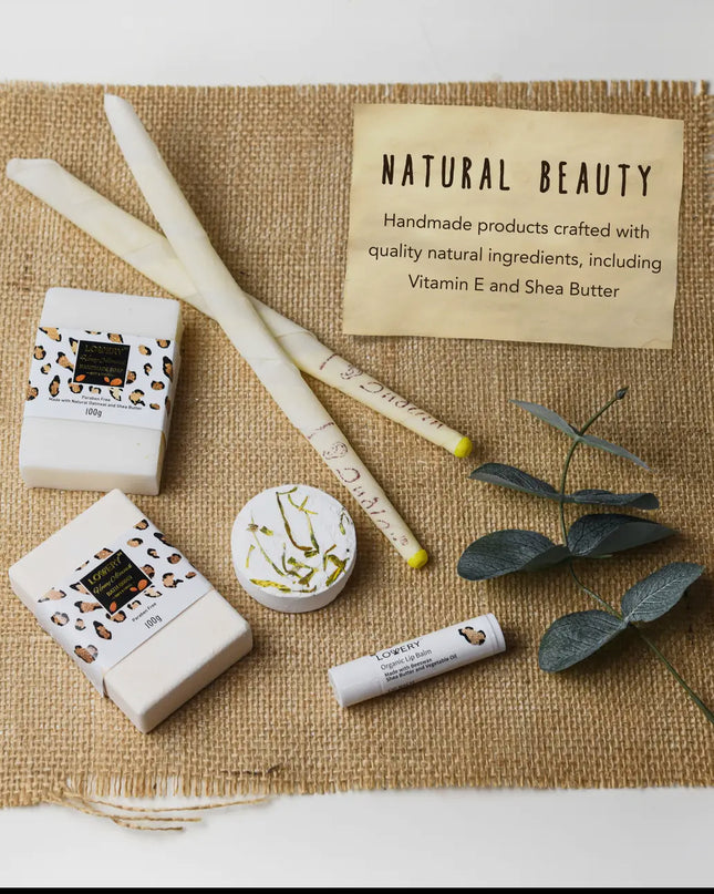 Home Spa Kit in Honey Almond Scent - Luxury
Bath Gift Basket